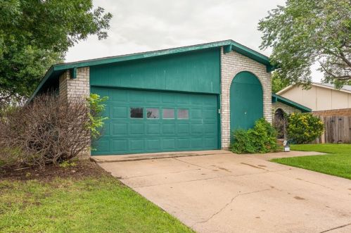 7304 Bristlecone Ct, Fort Worth, TX 76137-1443