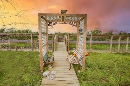 2645 Fairway Dr, Angleton TX 77515-7396 exterior