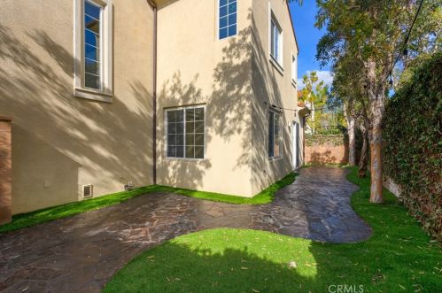 42 Arborside, Irvine CA  92603-0111 exterior