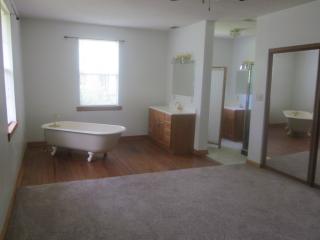 1112 Dean Forest Rd, Savannah GA  31405-9304 exterior