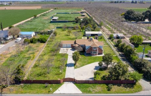 5748 Dale Rd, Modesto, CA 95356-9751