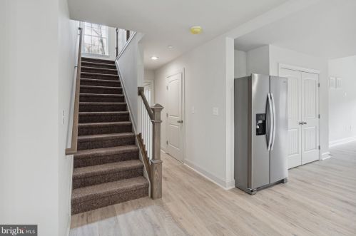 212 Spesutia Rd, Aberdeen, MD 21001-4016