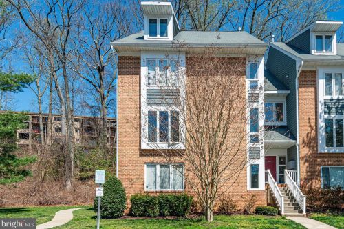 599 Oakland Hills Dr, Arnold, MD 21012-2501