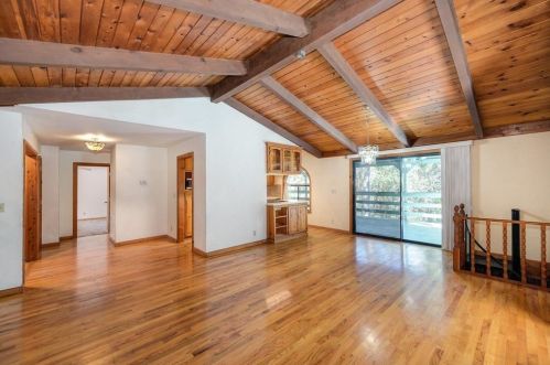 3236 Polly Ln, Virner, CA 95634-9589
