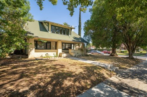 5292 Magnolia Ave, Riverside CA  92506-1248 exterior