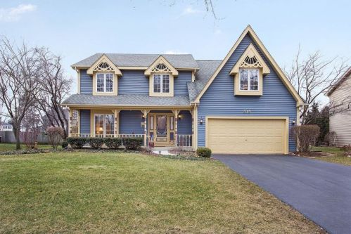 515 Iroquois Dr, Batavia, IL 60510-1132