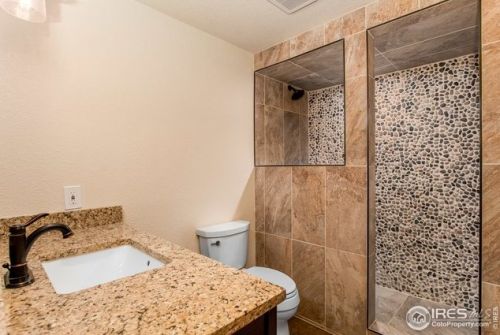 585 Redstone Dr, Bellvue CO 80512-6309 exterior