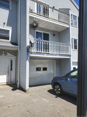 2 Perkins St, Torrington CT  06790-6844 exterior