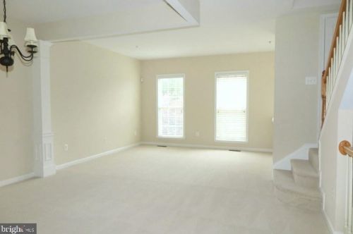 1622 White Oak Vista Dr, Silver Spring MD  20904-4202 exterior