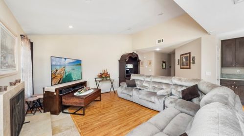 6560 Asa Way, Riverside CA  92509-7267 exterior