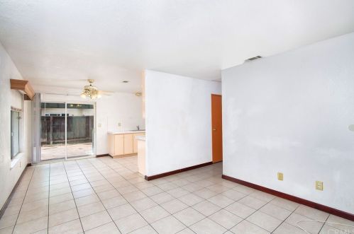 9211 Admiralty Ave, Riverside CA  92503-3348 exterior