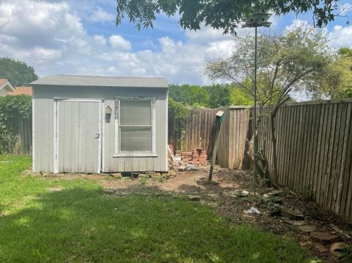 7208 Duffield Dr, Dallas TX  75248-7422 exterior
