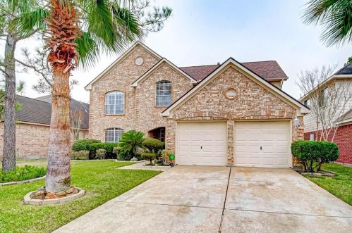 2806 Foxden Dr, Pearland, TX 77584-7631