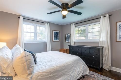 230 Bradley Ave, Haddonfield NJ 08033-2903 exterior