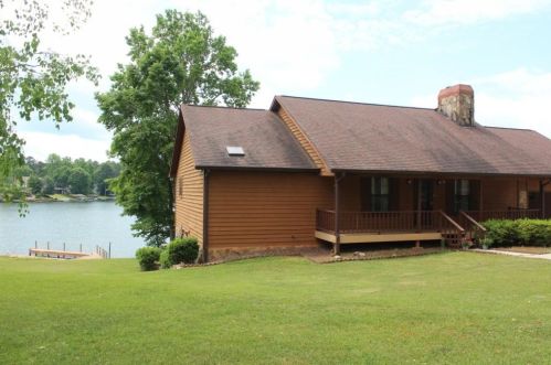 1130 Lakeshore Ct, Villa Rica, GA 30180-3956