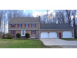 7 Fieldstone Dr, Kingston, NH 03848-3145