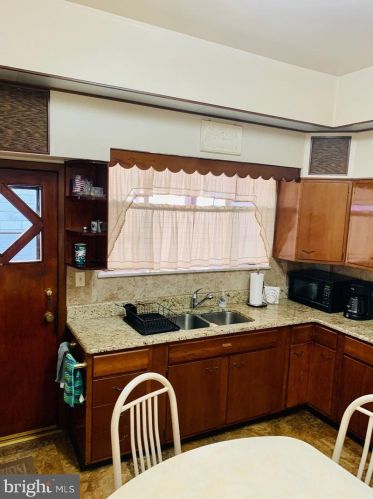 1932 16 St, Philadelphia PA  19145-3010 exterior