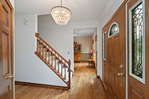 2364 Worthing Dr, Naperville, IL 60565-3059