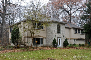 23436 Elm Rd, Half Day, IL 60069-2209
