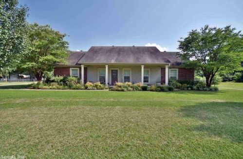 15 Weaver St, Vilonia, AR 72173-9361