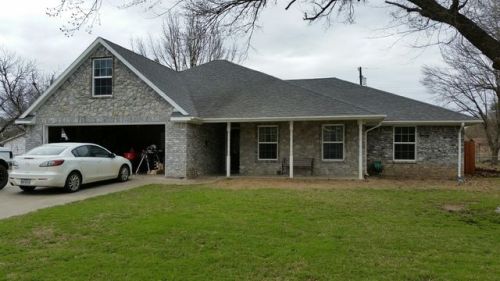 101 Cunningham St, Bonham, TX 75418-2424