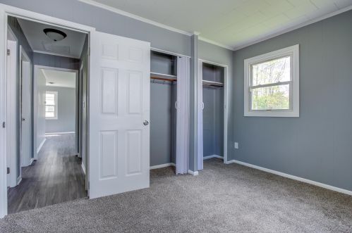 1802 Springmont Ave, Springfield OH  45506-2957 exterior