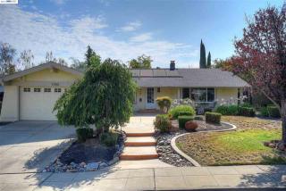 1042 Innsbruck St, Livermore, CA 94550-5662