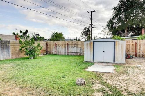 4310 Cecilia Ct, Riverside CA  92503-2711 exterior