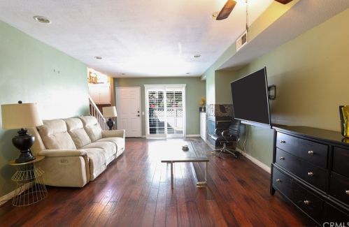 8284 Mondavi Pl, Rancho Cucamonga, CA 91730-7116