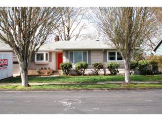 6729 12th Ave, Portland, OR 97219-2001
