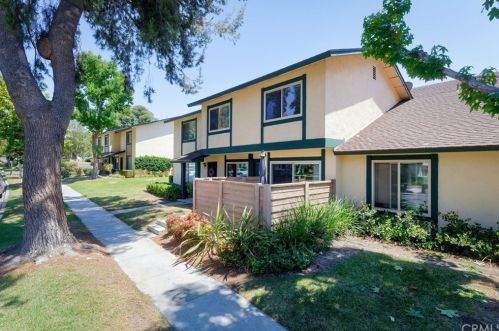 1736 Oak Knoll Dr, Anaheim, CA 92807-1320