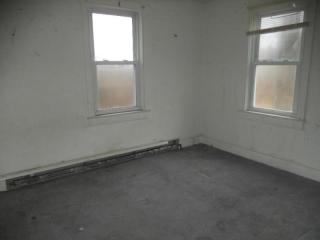 1169 Park Ave, Vineland, NJ 08360-3451