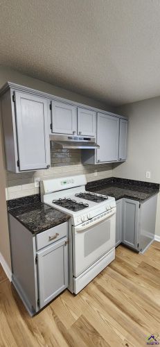 808 Mcarthur Blvd, Warner Robins GA  31093-3226 exterior