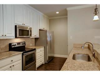 1201 Jerome St, Fort Worth TX  76110-1115 exterior