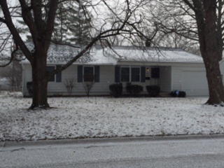 1421 Sherman St, Danville, IL 61832-2559