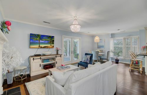 963 Governors Ct, Mount Pleasant SC  29464-9257 exterior