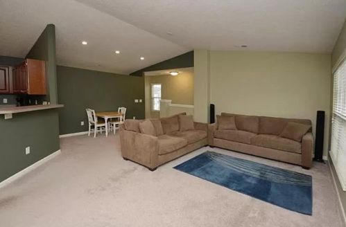 7222 English Dr, Cincinnati OH  45244-3150 exterior