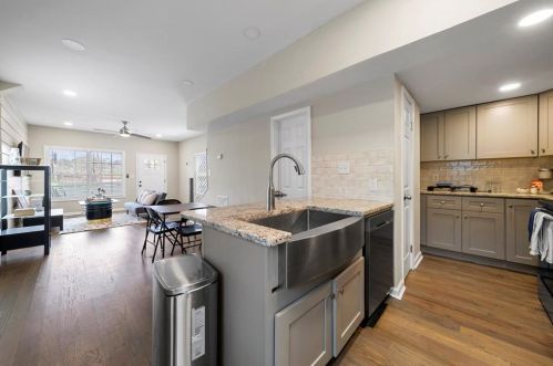 216 Delevan St, Atlanta GA  30315-2104 exterior