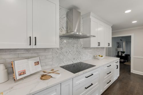 170 Huntcliff Pt, Atlanta GA  30350-1601 exterior