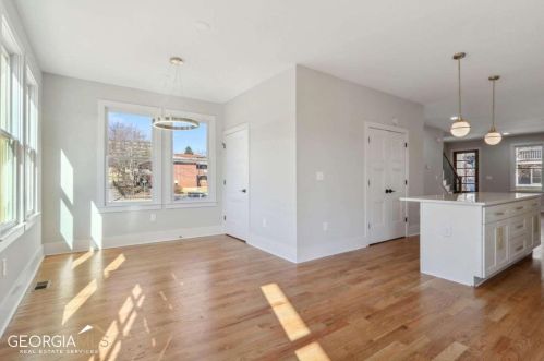 110 Hogue St, Atlanta GA  30312-1641 exterior