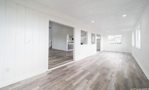 1945 Kapalama Ave, Honolulu HI  96817-1840 exterior
