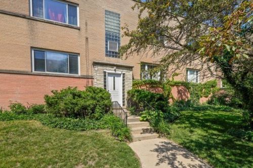 1710 Jarvis Ave, Chicago, IL 60626-1606