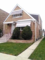 4254 Thomas St, Chicago, IL 60651-3511