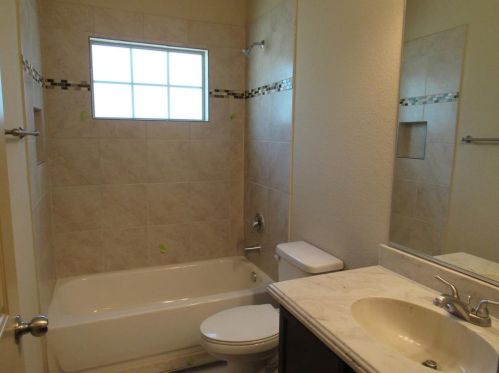 1531 Cozy Dr, Fort Worth TX  76120 exterior