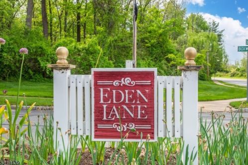1002 Appleton Way, Whippany NJ  07981-1755 exterior