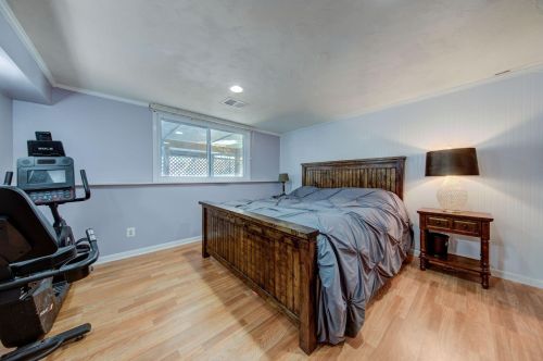 4050 Cinnabar Dr, Saint Paul MN  55122-2917 exterior