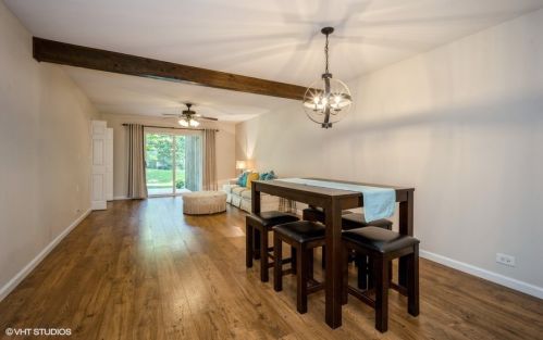 1715 Northfield Sq, Northfield, IL 60093-3339