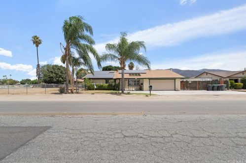 601 Evans St, San Jacinto, CA 92583-5238