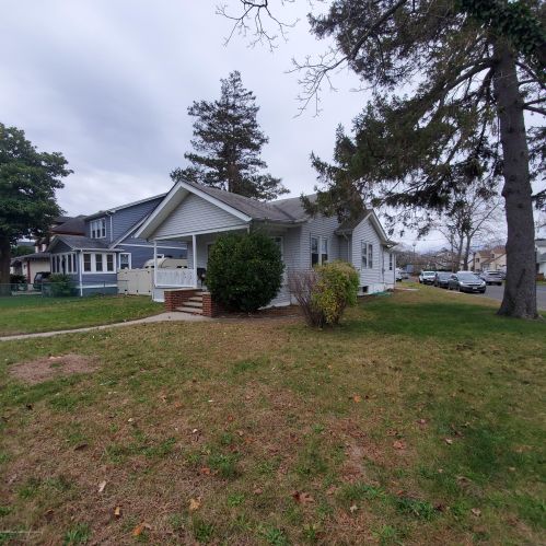 1101 Arnold Ave, Point Pleasant Beach, NJ 08742-2312