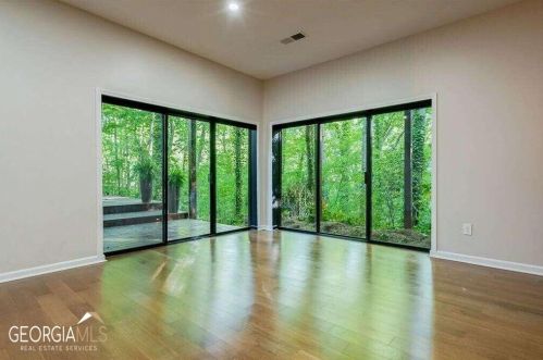 620 Colebrook Ct, Atlanta GA  30327-4710 exterior